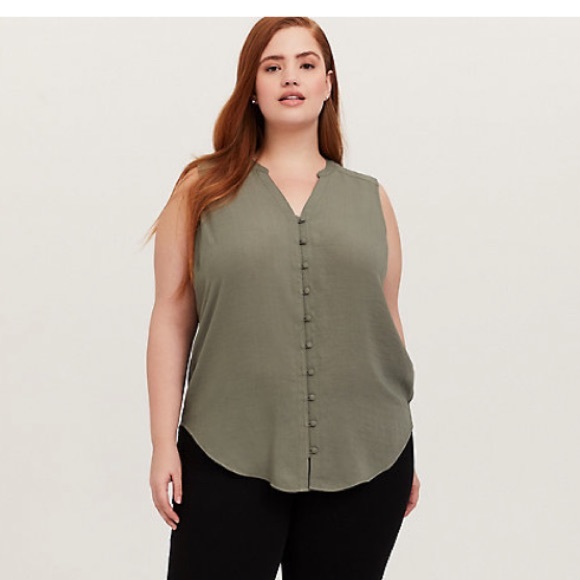 NWT Torrid Tank - Picture 2 of 3